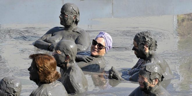 فوائد طين البحر الميت