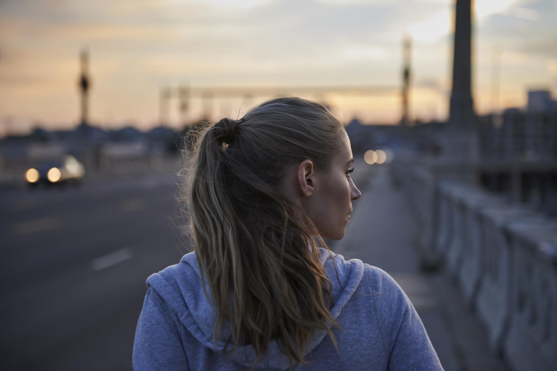 كيف انسى لماضي