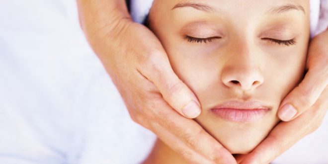 تدليك الوجه