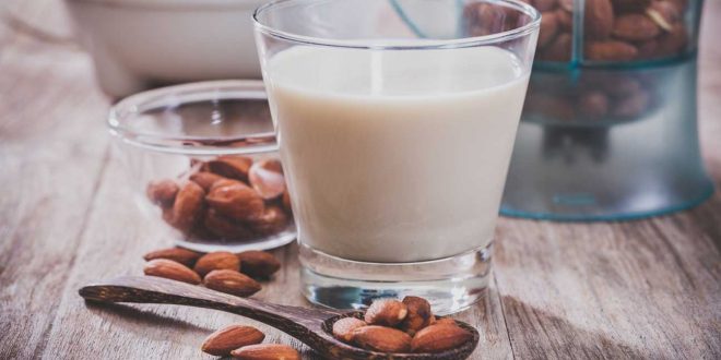 فوائد حليب اللوز